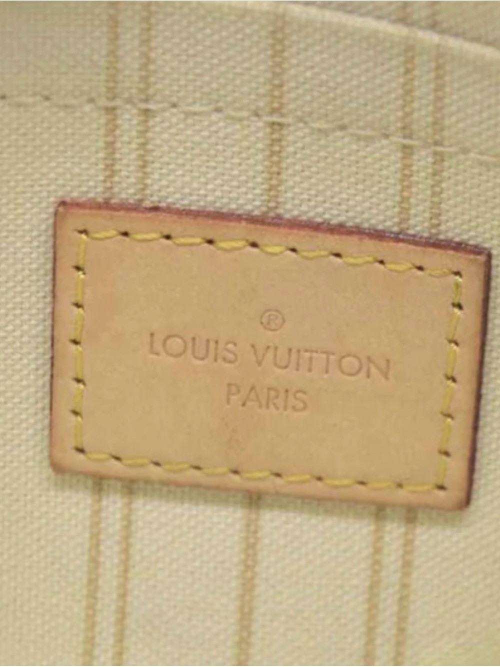 Louis Vuitton Damier Azur Check Wristlet PM - Picture 6 of 9